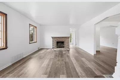 148 Sunrise Dr, Pittsburgh, PA 15236 - Photo 6