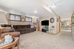 226 Williamsburg Dr, Monroeville, PA 15146 - Photo 22