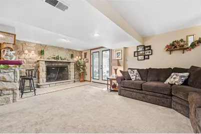 226 Williamsburg Dr, Monroeville, PA 15146 - Photo 16