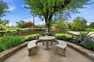 226 Williamsburg Dr, Monroeville, PA 15146 - Photo 38