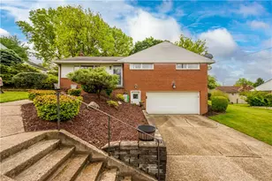 410 Hi Tor Dr, Pittsburgh, PA 15236 - Photo 2