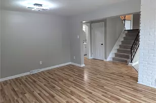 2317 Marbury Rd, Pittsburgh, PA 15221 - Photo 10