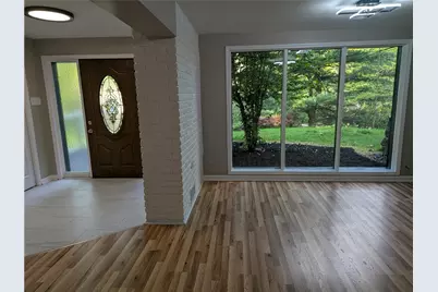 2317 Marbury Rd, Pittsburgh, PA 15221 - Photo 6