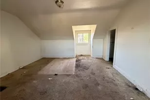215 Moore Ave, Pittsburgh, PA 15210 - Photo 14