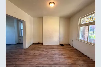 215 Moore Ave, Pittsburgh, PA 15210 - Photo 6
