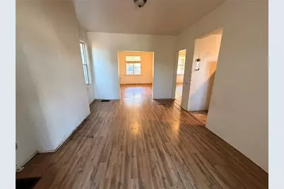 215 Moore Ave, Pittsburgh, PA 15210 - Photo 8