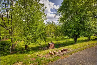 5767 Smith Dr, Bethel Park, PA 15102 - Photo 38