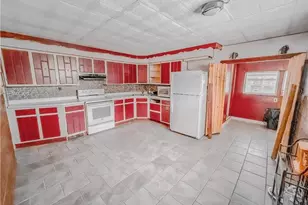 345 Top St, Georges Township, PA 15478 - Photo 4