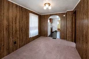 115 Georgia Ave, Vandergrift, PA 15690 - Photo 4