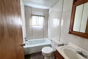 115 Georgia Ave, Vandergrift, PA 15690 - Photo 16