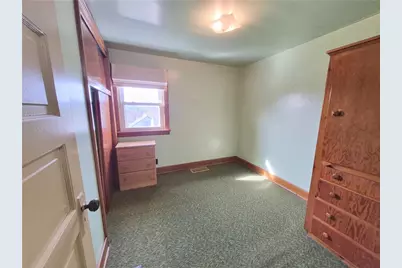 115 Georgia Avenue, Vandergrift, PA 15690 - Photo 12