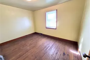 115 Georgia Ave, Vandergrift, PA 15690 - Photo 10