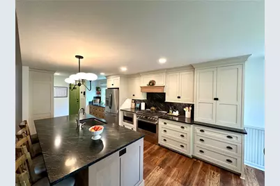 254 W Parkside Dr, Neshannock Township, PA 16105 - Photo 16