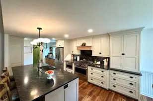254 W Parkside Dr, Neshannock Township, PA 16105 - Photo 16