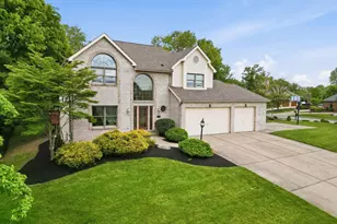 7045 Bennington Woods Dr, Pittsburgh, PA 15237 - Photo 2