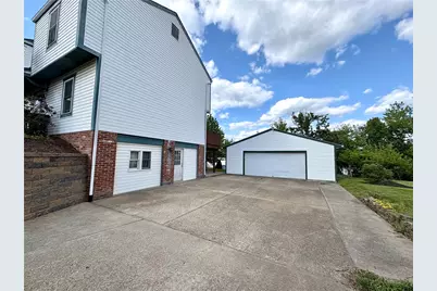 7324 Green Meadow Dr, North Fayette, PA 15126 - Photo 22