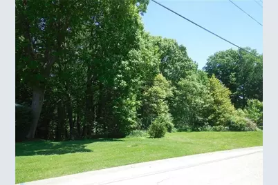 0 Crest Dr, Brighton Township, PA 15009 - Photo 2