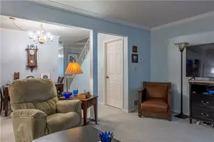 112 Georgetowne Village, White Township, PA 15701 - Photo 12