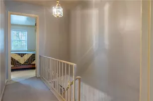 112 Georgetowne Village, White Township, PA 15701 - Photo 14