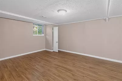921 Lincoln Way, McKeesport, PA 15132 - Photo 16