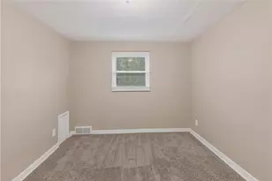 921 Lincoln Way, McKeesport, PA 15132 - Photo 14