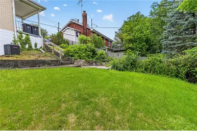 921 Lincoln Way, McKeesport, PA 15132 - Photo 2