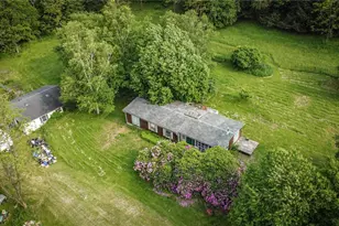 1117 Prospect Rd, Connoquenessing Township, PA 16033 - Photo 6