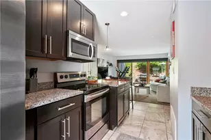 1012 Pennsbury Blvd, Pittsburgh, PA 15205 - Photo 10
