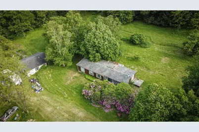 1117 Prospect Rd, Connoquenessing Township, PA 16033 - Photo 6