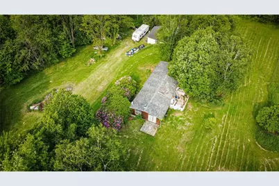 1117 Prospect Rd, Connoquenessing Township, PA 16033 - Photo 8