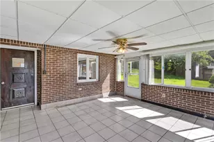 2750 Ohio St, Bethel Park, PA 15102 - Photo 2