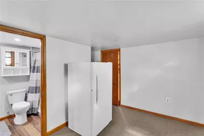 2750 Ohio St, Bethel Park, PA 15102 - Photo 24
