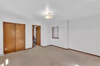 2750 Ohio St, Bethel Park, PA 15102 - Photo 16