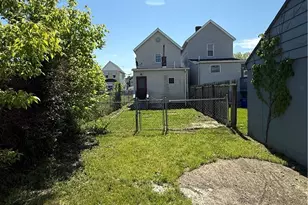 125 12th St, Jeannette, PA 15644 - Photo 6