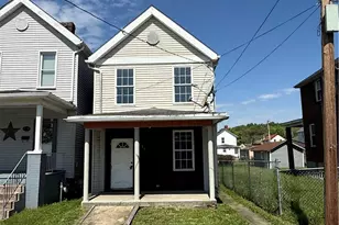 125 12th St, Jeannette, PA 15644 - Photo 1