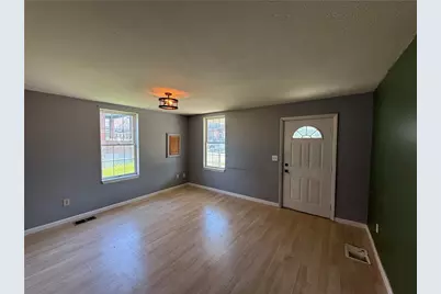 125 12th Street, Jeannette, PA 15644 - Photo 8