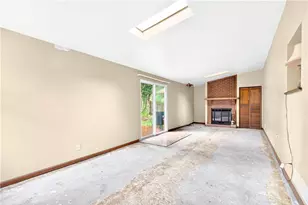 8675 Remington Dr, Pittsburgh, PA 15237 - Photo 14