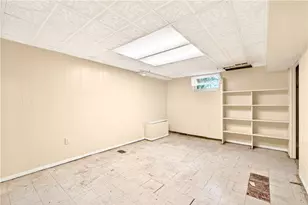 8675 Remington Dr, Pittsburgh, PA 15237 - Photo 18