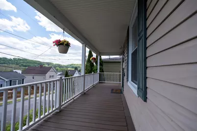 227 S 5th Street, Youngwood, PA 15697 - Photo 2