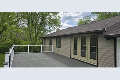 125 Wilma Dr, Washington Township, PA 15613 - Photo 4