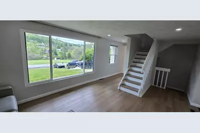 125 Wilma Dr, Washington Township, PA 15613 - Photo 10