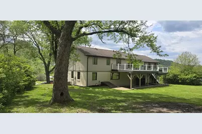 125 Wilma Dr, Washington Township, PA 15613 - Photo 2