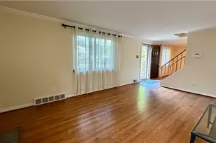 307 Garlow Dr, Pittsburgh, PA 15235 - Photo 4