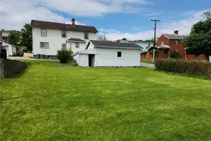 109 Pittsburgh Rd, Bentleyville, PA 15314 - Photo 4