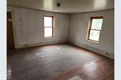 109 Pittsburgh Rd, Bentleyville, PA 15314 - Photo 16