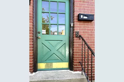335 S Evaline St #3, Pittsburgh, PA 15224 - Photo 2