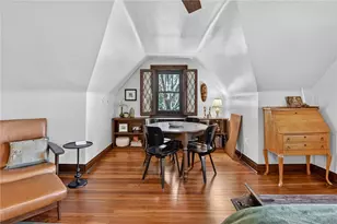 121 Vernon Dr, Pittsburgh, PA 15228 - Photo 16