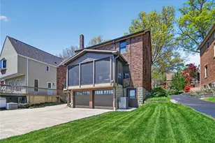 121 Vernon Dr, Pittsburgh, PA 15228 - Photo 28