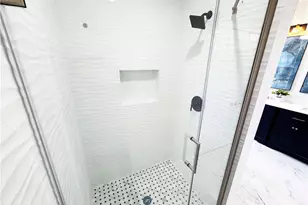 836 Farragut St, Pittsburgh, PA 15206 - Photo 18