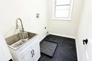 836 Farragut St, Pittsburgh, PA 15206 - Photo 30